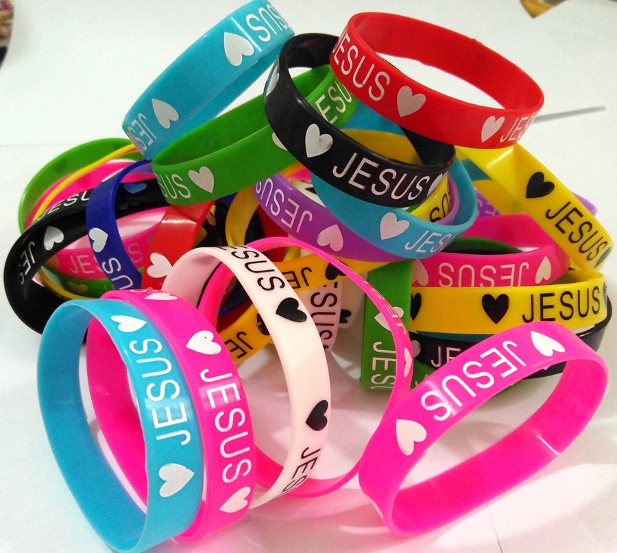 50pcs JESUS silicone Bracelets JESUS LOVES YOU rubber Wristbands Men Women Religious Cuff Jesus Jewelry Wholesale