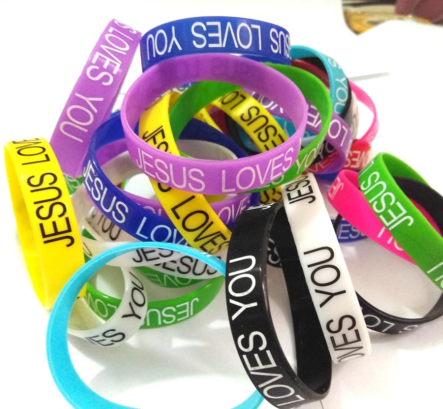 50pcs JESUS silicone Bracelets JESUS LOVES YOU rubber Wristbands Men Women Religious Cuff Jesus Jewelry Wholesale